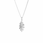 S3883-Metsän-aarteet-mallisto-Tammenlehti-S-riipus-Tammen-Koru-tammi-jewellery-oak-leaf-pendant-metsän-aarteet-suomi-100